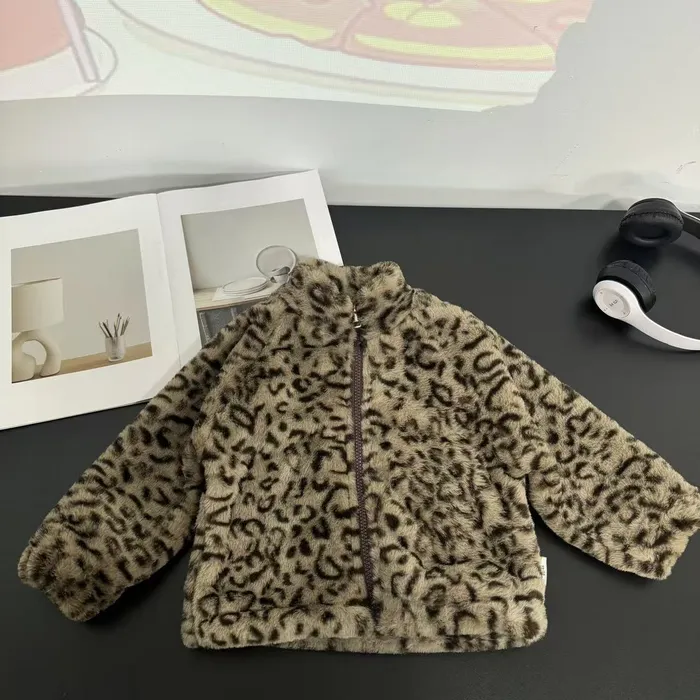 Детская леопардовая куртка