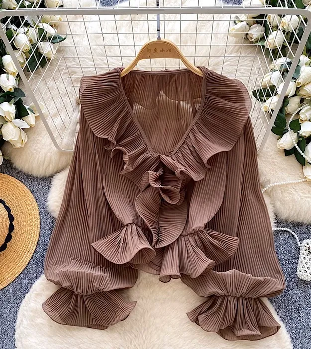 Коричневый