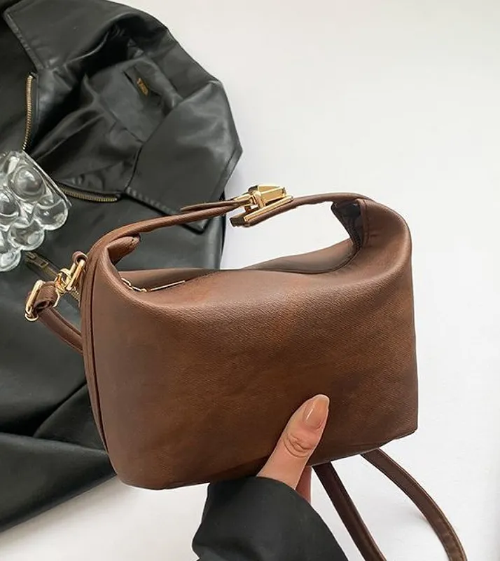 Коричневый