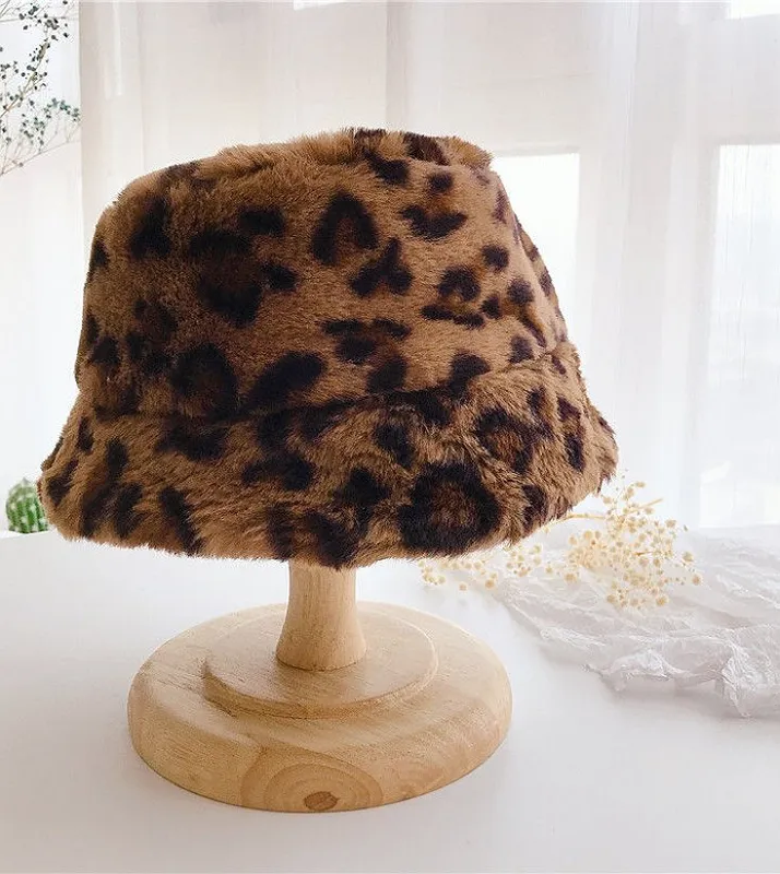 Леопардовый