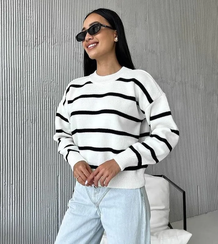 Чёрно -белый