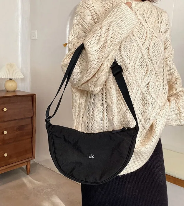 Женские сумки