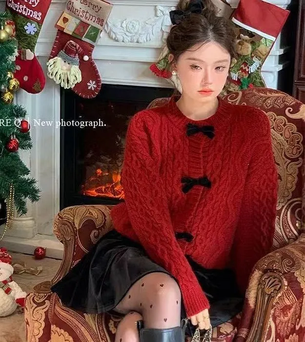 Женские свитера