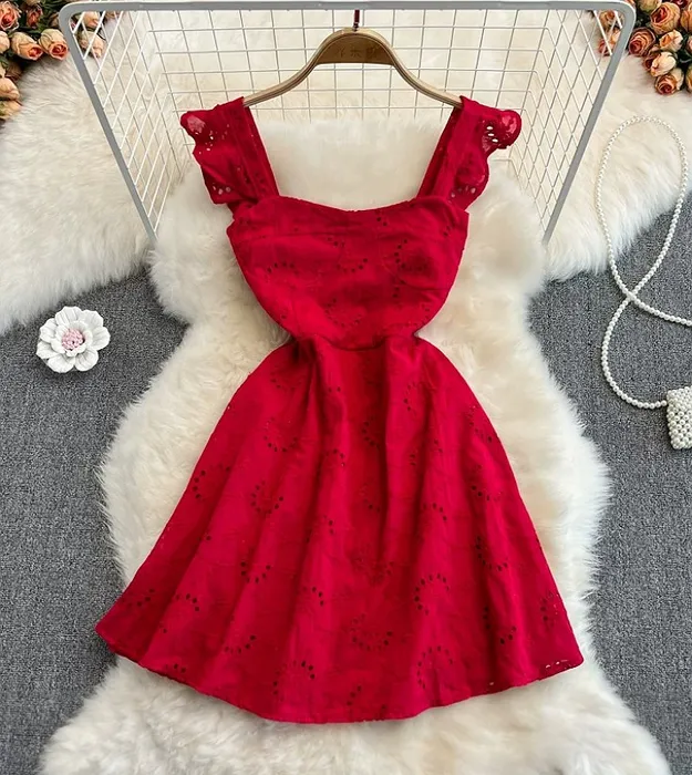 Женские платья