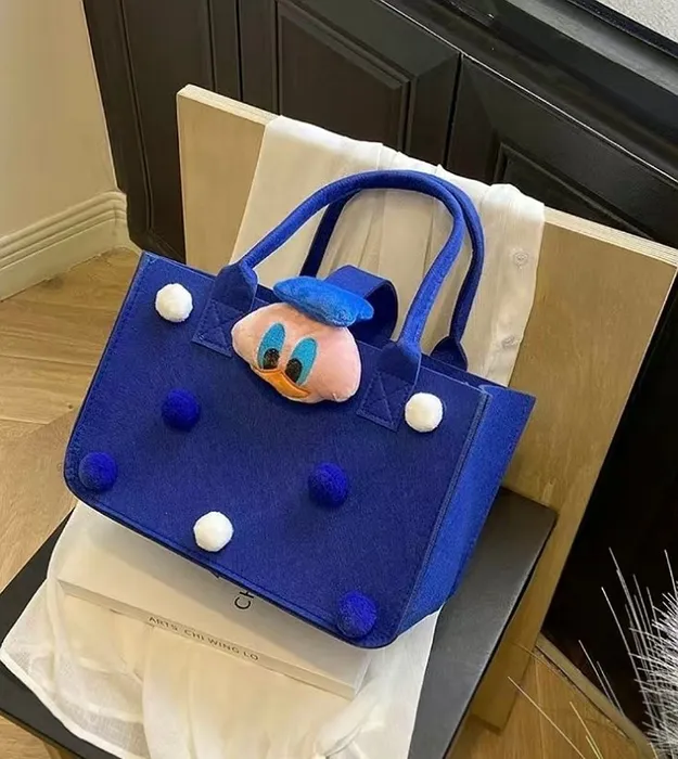 Тёмно синий