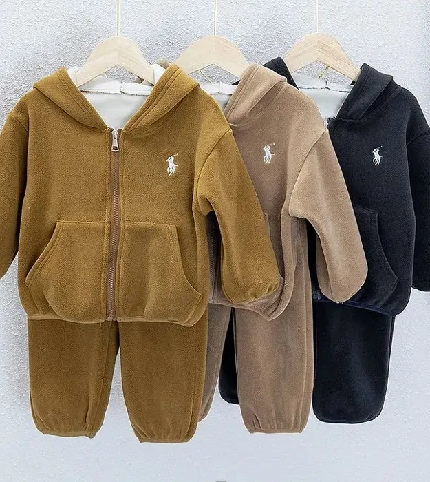 Комплект из двух предметов