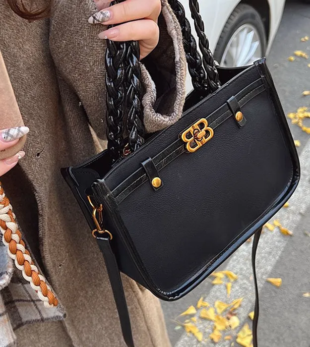 Женские сумки