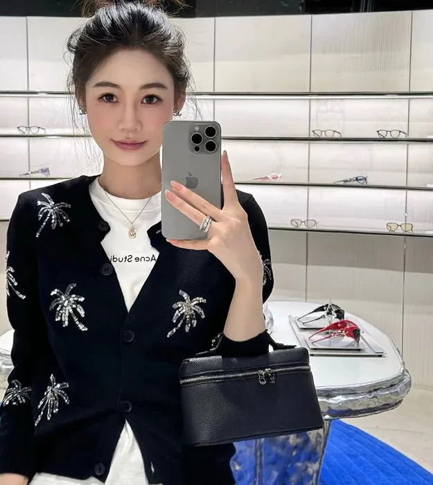 Женские кардиганы