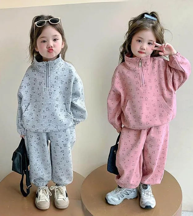 Спортивный костюм