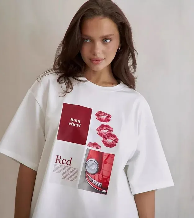 Женская футболка