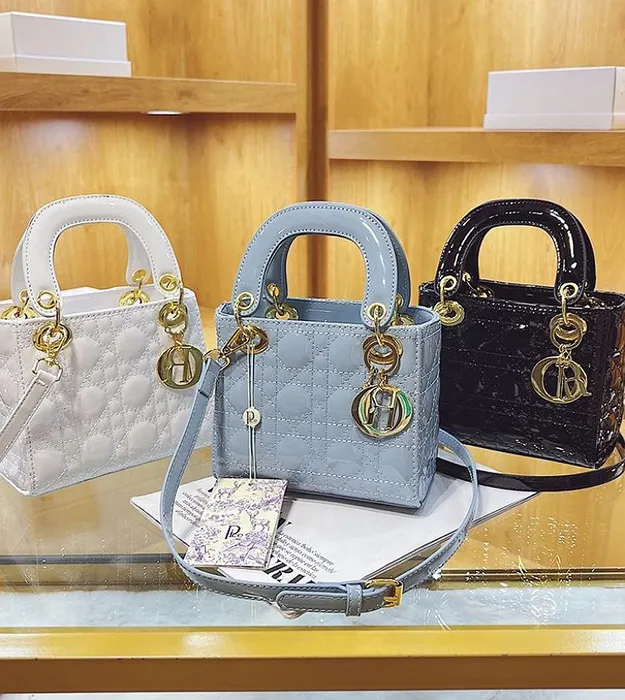 Женские сумки