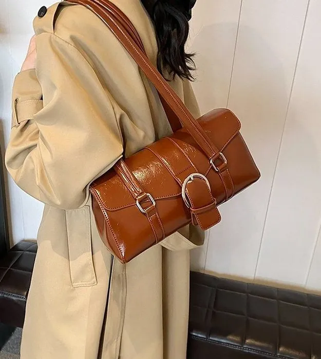 Коричневый