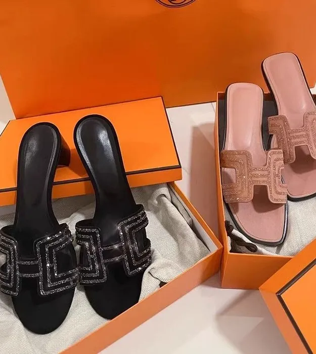 Женские шлёпки