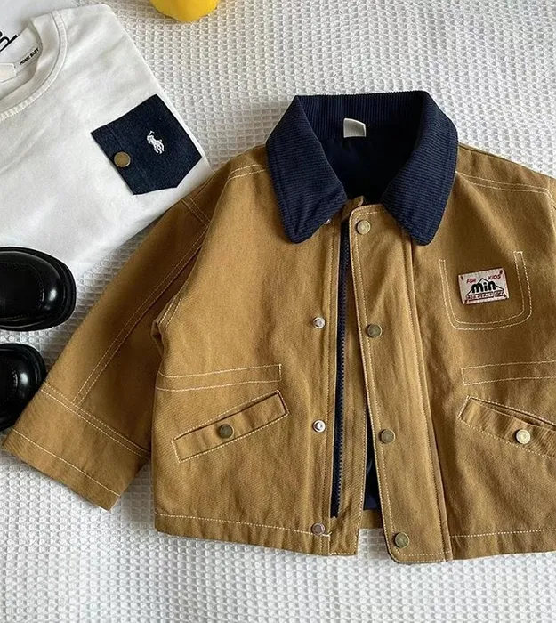 Коричневый