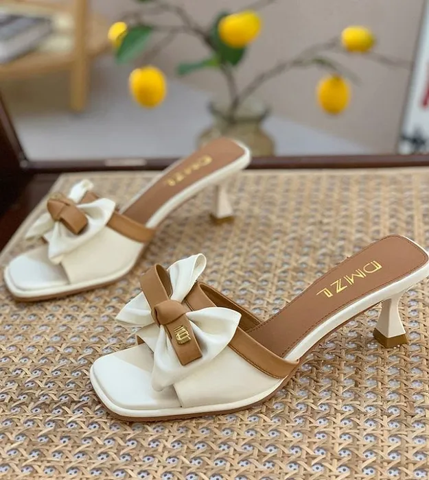 Женские шлёпки