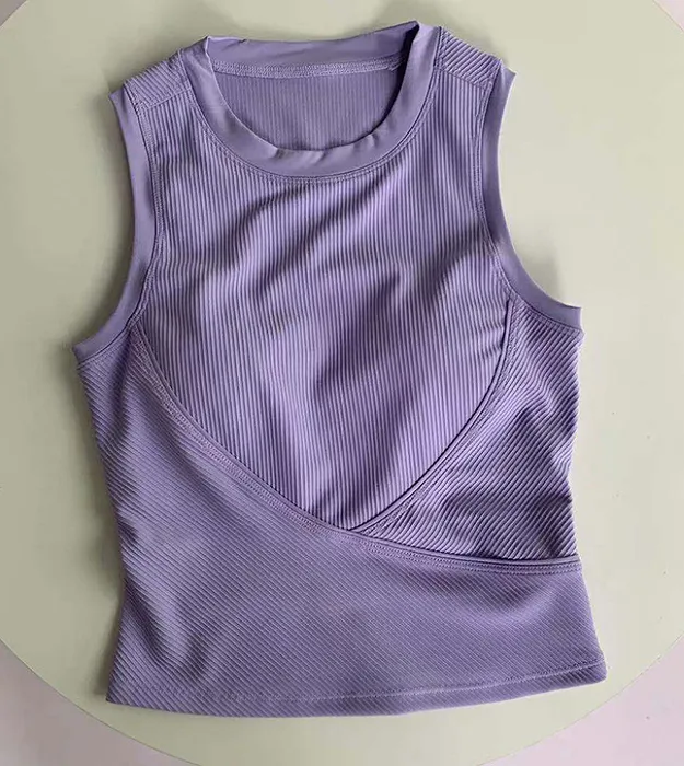 Фиолетовый