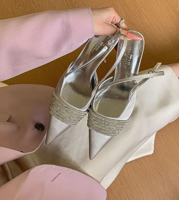 Женская обувь