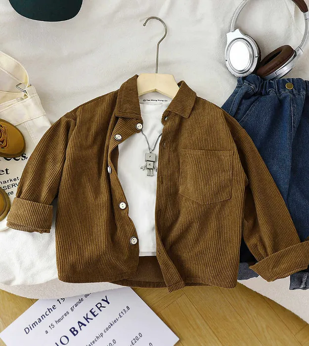 Коричневый