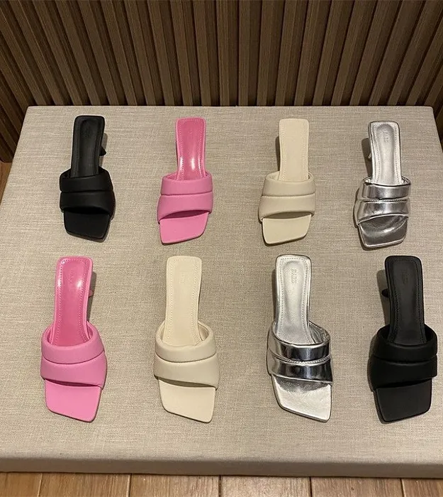 Женские шлёпки