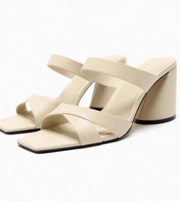 Женская обувь