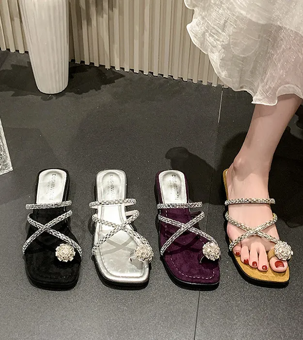 Женские шлёпки