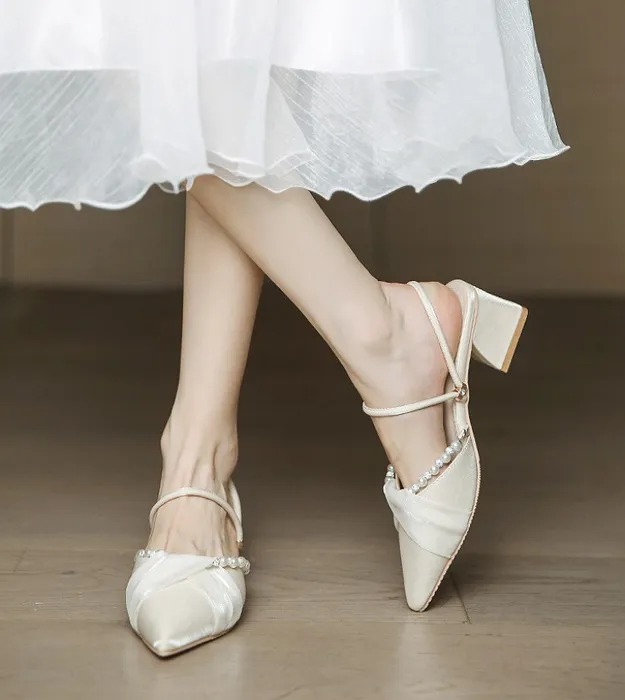 Женская обувь