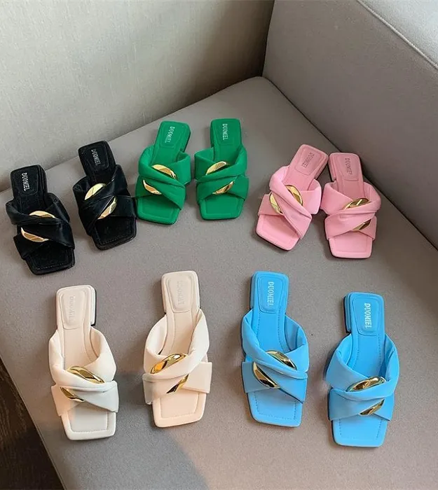 Женские шлёпки