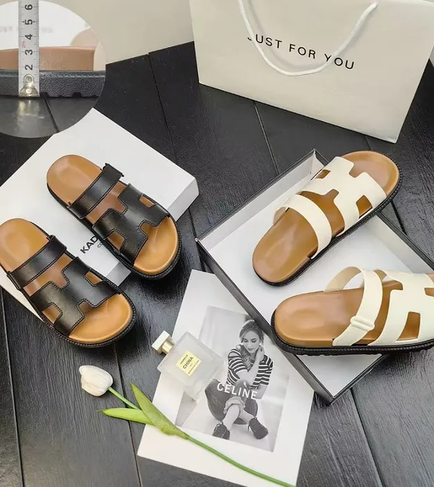 Женские шлёпки