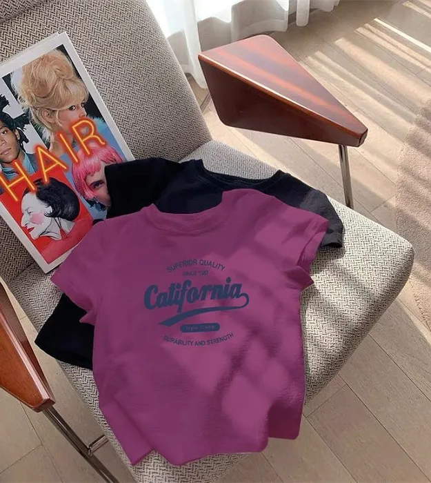 Фиолетовый