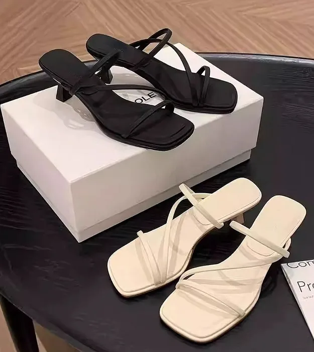 Женские шлёпки