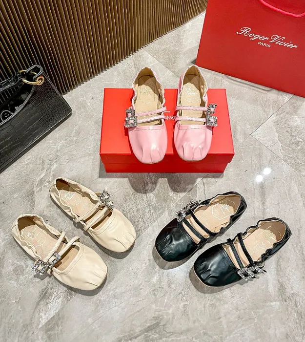 Женская обувь RV