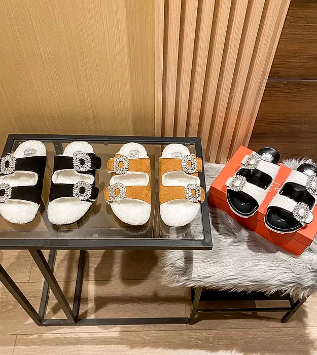 Женские шлёпки RV