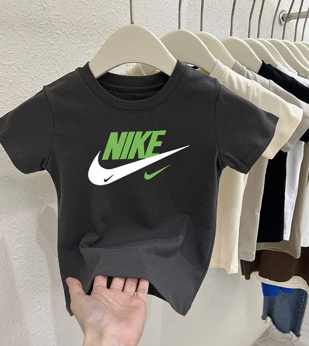 Темно серый