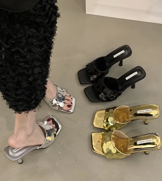 Женские шлёпки