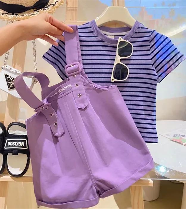 Фиолетовый