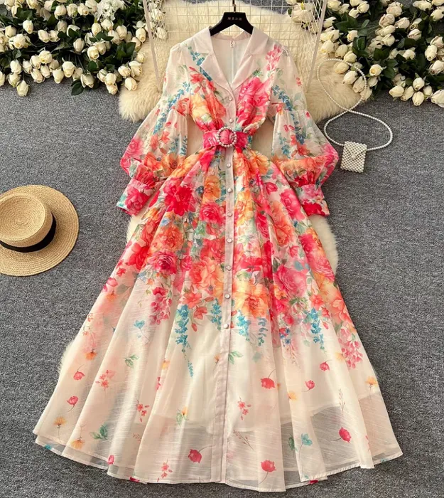 Молочно-розовый