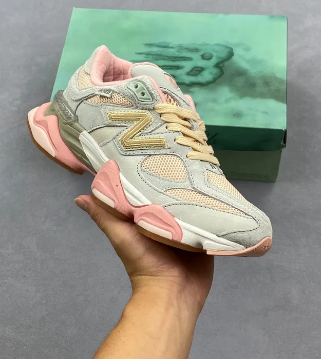 Женские кросовки New Balance 9060