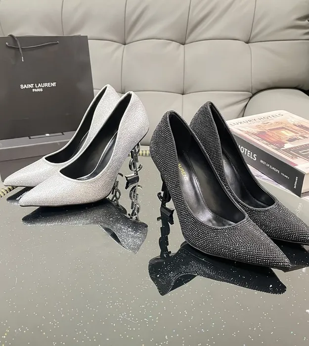 Zenan lüks ayakgap Saint Laurent