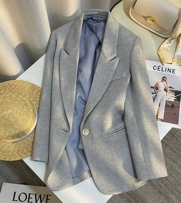 Женский повседневный пиджак