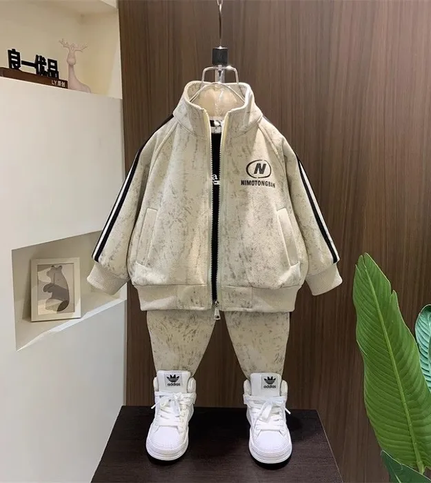 Спортивный костюм для мальчиков