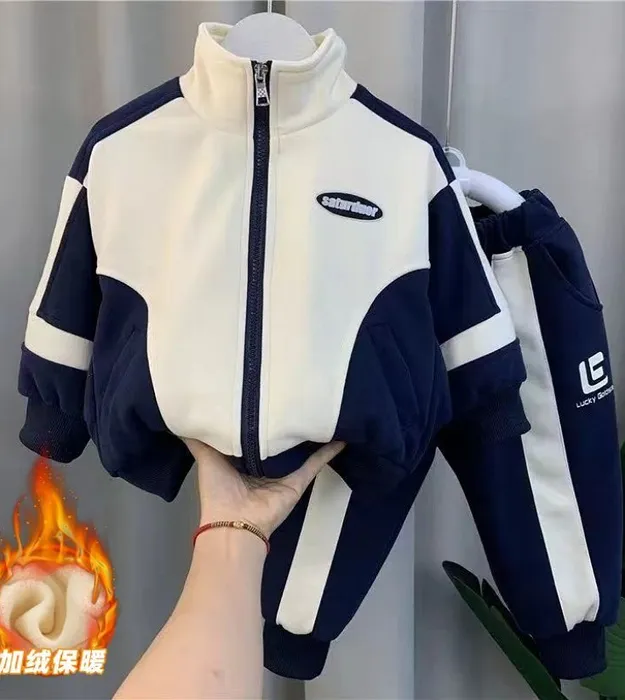 Бело-голубой