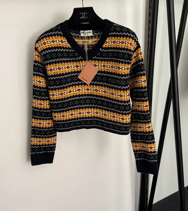 Женский винтажный вязаный свитер MiuMiu