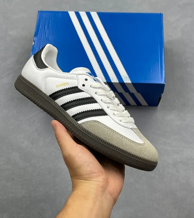 Бело-черный