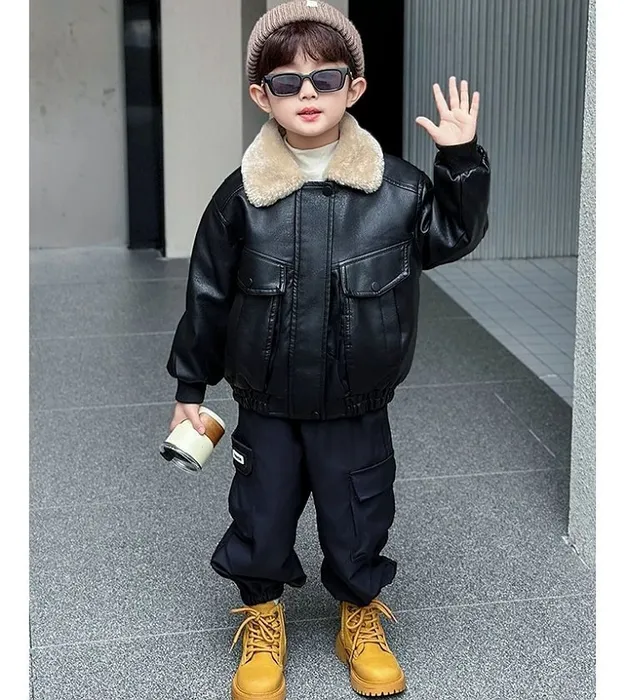 Кожаная куртка для мальчиков