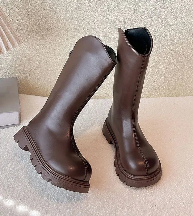 Темно-коричневый