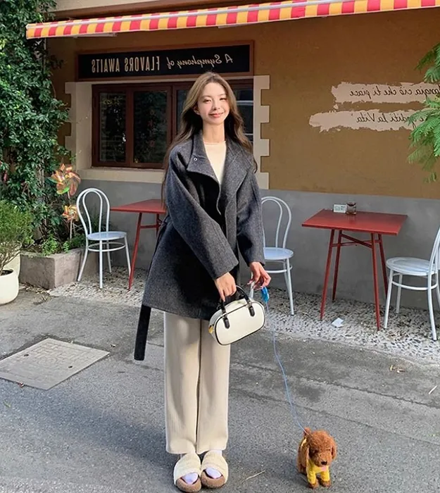 Темно-серый