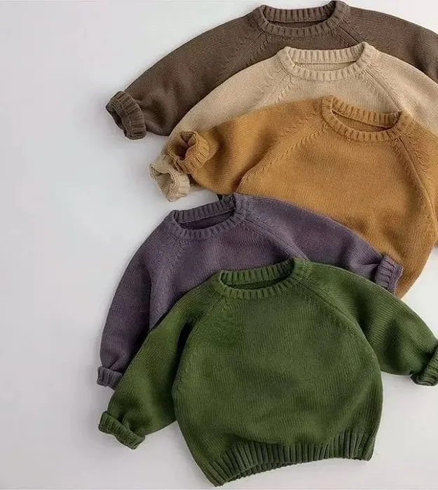 Однотонный свитер для детей