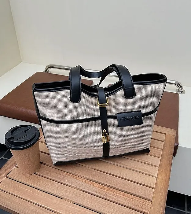 Молочно-черный