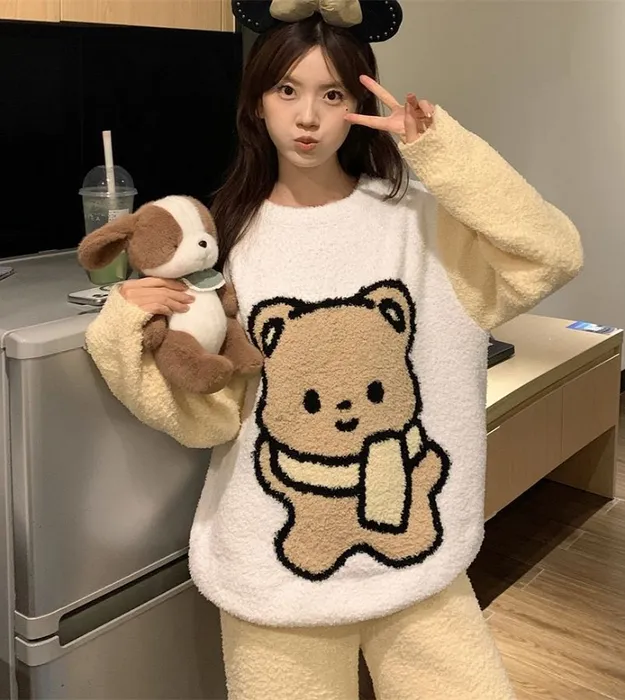 Жёлтый с мишкой