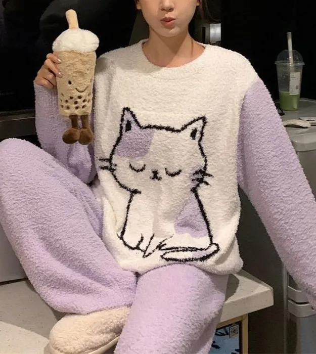 Фиолетовый с кошкой